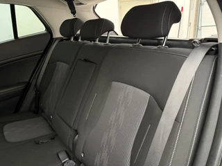 Kia Sportage 1.6 T-GDi Plug-in Hybrid AWD DynamicLine | Automaat | Adaptive cruise | Stoel & stuurverwarming | CarPlay | Camera / 12