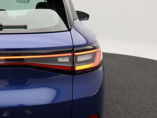 Volkswagen ID.4 Business 77 kWh 204 Pk | Stoel/Stuurverwarming | Adaptive Cruise | LED | Parkeersensoren | CarPlay | 61.008 Km !! / 18