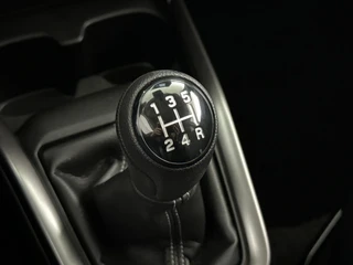 Suzuki Swift 1.2 Style Smart Hybrid Black & White edition / 18