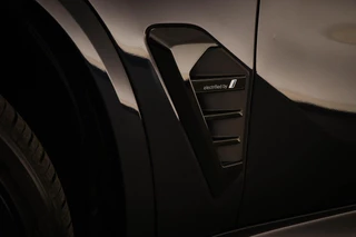 BMW X5 xDrive50e M-sport | PANORAMADAK | INDIVIDUAL VOLLEDER MERINO | HEAD UP | HARMAN KARDON | 360 CAMERA | MAXTON | 22" | / 31