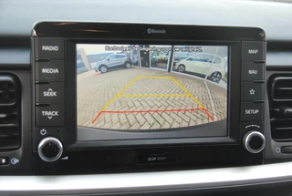 KIA Stonic 1.2 MPi  ComfortLine Navigator / 14