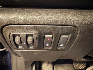 Renault Megane E-Tech Estate 1.6 Plug-In Hybrid 160 Business Zen stoel en stuurverwarming / camera / navigatie / 21