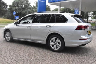 Volkswagen Golf Variant 1.0 TSI Life Business BSM | Navigatie | Stuur/Stoelverwarming | Sfeerverlichting | 12 mnd BOVAG garantie | Whatsapp 06-53188999 / 24
