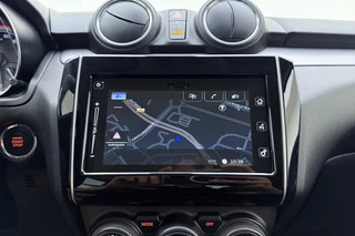Suzuki Swift 1.2 Style Smart Hybrid 83pk | Navigatie | Climate Control | Cruise Control | Stoelverwarming | Camera | Lichtmetalen Velgen | Apple Carplay - Android Auto / 26