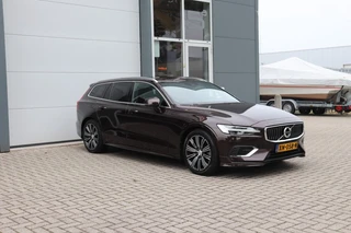Volvo V60 2.0 T8 Twin Engine AWD Inscription (391PK) ORIG.NL/NW.PR73000/DEALERONDERH. / 46