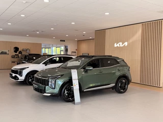 Omoda 5 EV Premium 61 kWh *DEMO* - Stoel/Stuurwiel verwarming - Schuif/Kanteldak - Navigatie - Adaptief Cruise Conrole - WLTP 402 KM - 7 Jaar fabrieksgarantie / 79