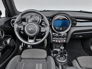 Mini Cabrio 2.0 John Cooper Works S Cabrio | Automaat | Sportstoelen | Carplay/Android Auto | Cruise Control / 17