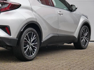 Toyota C-HR 1.8 Hybrid Executive JBL Audio| Leder| ACC| Dealer onderhouden / 30