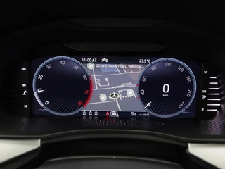 Škoda Scala 1.0 TSi 110 Pk Sport Business | Parkeersensoren | Adaptive Cruise | Panorama dak | Climatronic | Navigatie | Carplay | 16 Inch | 97.324 Km !! / 10