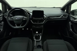 Ford Fiesta 1.0 EcoBoost ST-Line | Panoramisch Schuifdak | Climate control | Navigatie | Lichtmetalen velgen| Parkeersensoren | Keyless start | Extra getint glas / 16