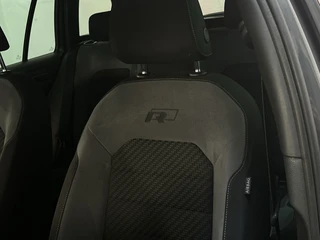 Volkswagen Golf Variant 1.5 TSI 150pk DSG Highline R-Line Stoelverwarming LED Camera Virtual Cockpit / 22