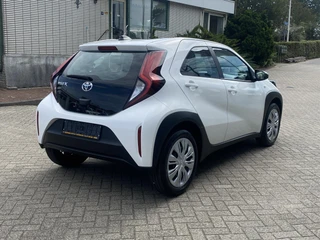 Toyota Aygo X 1.0 VVT-i MT 72pk S-CVT / 7