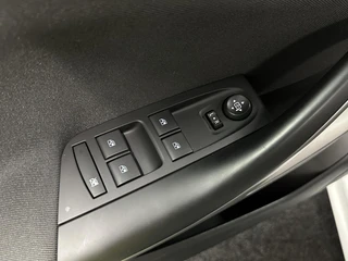 Opel Astra Sports Tourer 1.2 Edition LM CARPLAY CRUISE LED. / 17