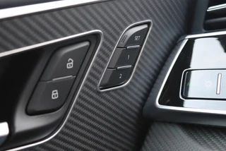 Audi Q8 60 TFSI e-hybrid quattro S Line Competition l AWD Besturing l B&O l HUD l Trekhaak l Alcantara Hemel l VOL OPTIES / 27