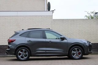 Ford Kuga 2.5 PHEV ST-Line X  | Panoramadak | BLIS | B&O | Winterpack / 2
