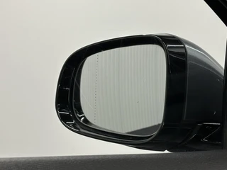 Volvo V40 1.6 T3 Summum  PANO LEER CAMERA NAVIGATIE ECC CRUISE LM. / 11