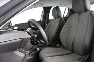 Peugeot 208 1.2 PureTech 75 Active / 7
