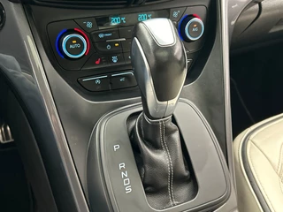 Ford Kuga 1.5 EcoBoost Vignale | Trekhaak | Leder | Panorama | Adaptive-cruise | Stoelverwarming | / 22