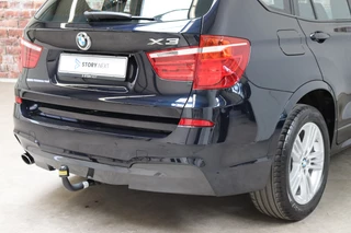 BMW X3 xDrive20i High Executive M Sport Pakket Automaat  / Navigatiesysteem Professional / Leder / Trekhaak / 18 Inch / Xenon / Stoelverwarming / Climate Control / Parkeersensoren voor+achter / Lichtpakket / Cruise Control / 6