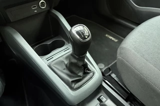 Skoda Fabia Combi 1.0 Active | 75PK | Cruise Control | Airco | Elektrische ramen voor | Bluetooth / 23