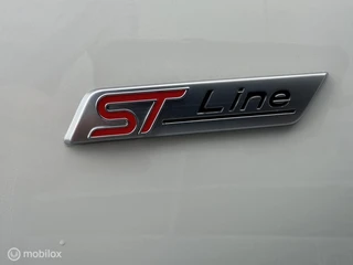 Ford Focus 1.5 EcoBoost ST LINE / 19