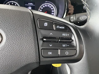 Hyundai i10 1.0 Premium  CAMERA/CARPLAY/NAVI/CRUISE/CLIMA/PDC / 8