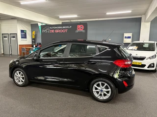 Ford Fiesta 1.0 EcoBoost Hybrid Titanium/ NL auto/ Navi/ Airco/ Cruise control / 2