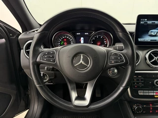 Mercedes-Benz GLA-klasse 180 Business Solution Plus Upgrade Edition | Automaat | Cruise control | Stoelverwarming | 360° camera / 16