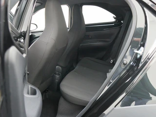 Toyota Aygo X 1.0 VVT-i MT Pulse Private lease 349,- per maand / 14