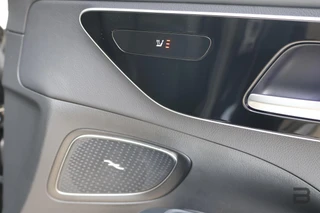 Mercedes C-klasse Estate 220 d AMG Line / Panoramadak / Burmester Surround / Massage Stoelen / Night Pakket / Trekhaak Wegklapbaar / 42