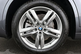 BMW X1 xDrive25e M Sport Stoelverwarming LED Sportstoelen Navi / 22