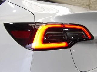 Tesla Model 3 Standard 60 KWH Plus RWD / 10