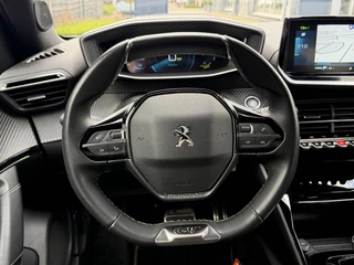Peugeot e-2008 GT Pack 50 kWh 136PK Automaat Navigatie, Achteruitrijcamera, Keyless, Stoelverwarming, Adaptieve Cruise Control / 21