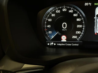 Volvo XC60 2.0 Recharge T6 AWD Pano H&K Leer Camera SOH 90% / 42
