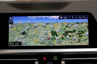 BMW 3 Serie Touring 320i High Executive M Sport Pakket Automaat  / Live Cockpit Professional / Cruise Control / Stoelverwarming / Active Guard Plus / Hifi / LED / Climate Control / Leder / 19 Inch / DAB / 20