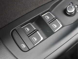 Audi Q3 1.4 TFSI CoD Advance  | S-Line | Trekhaak | LED | Audi sound / 24