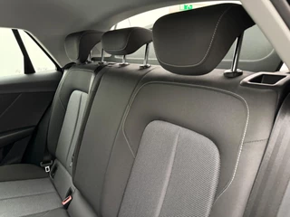 Audi Q2 1.4 TFSI CoD Design Pro Line Automaat | Stoelverwarming | Apple CarPlay | Parkeersensoren / 8