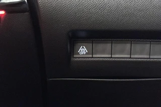 Peugeot 208 1.2 PureTech GT Pack Stoelverwarming Camera Keyless Adaptieve Cruise / 26