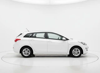 Hyundai i30 1.4 i-Drive / 6