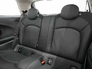 MINI Electric 33 kWh Panoramadak | Harman Kardon | Leder / 29