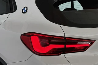BMW X2 xDrive20i High Executive M Sport X Achteruitrijcamera Head-Up Leder Adaptief Onderstel / 20