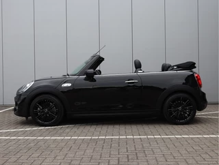 MINI Cooper S Cabrio 2.0 Hammersmith  | Leder | Keyless | LED | Org. NL / 18