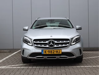 Mercedes-Benz GLA 200 Premium  | Trekhaak | 360 Camera | LED / 6
