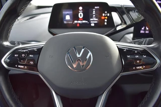 Volkswagen ID.4 First Max 77 kWh | Head-Up display | Stoelmassage | Pano | / 9