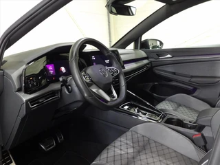 Volkswagen Golf 1.5 eTSI 130pk 7-DSG R-line / 13