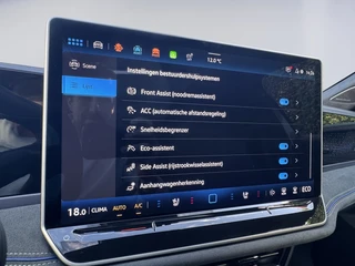 Volkswagen Passat Variant 1.5 eHybrid R-Line Edition 272pk / 5 JR Garantie / Pano / Leer / Trekhaak / H-K / Hud / Keyless / 360 / 41