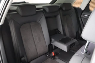 Audi Q3 35 TFSI 150pk S-Tronic Advanced LED Koplampen Stoelverwarming Trekhaak ACC Parkeersensoren / 33