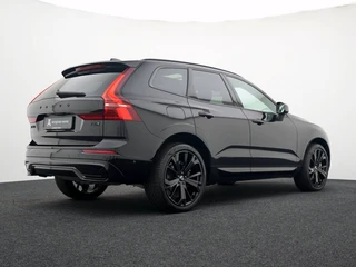 Volvo XC60 2.0 T6 AWD+ Black Edition Leder | Pano | 360 cam | Lighting Pack / 2