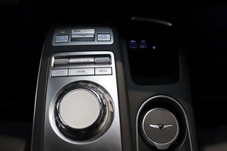Genesis GV70 Panoramadak | BTW | Adaptive Cruise Control / 39