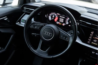 Audi A3 Sportback 35 TFSI S Line  | Carplay | Stoelver. | Parkeersens. | / 8